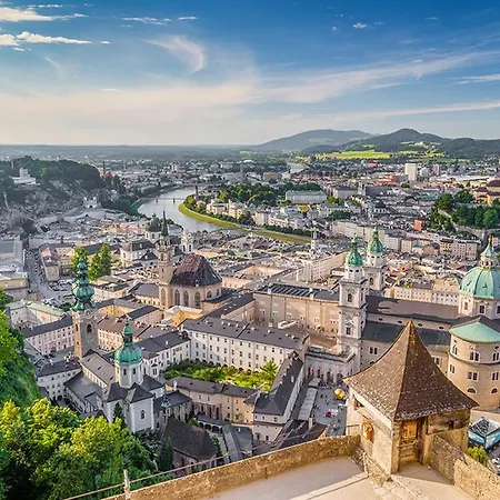 Sonntagskind - 2-zimmer-apartment Mit Terrasse Und Privatgarten *